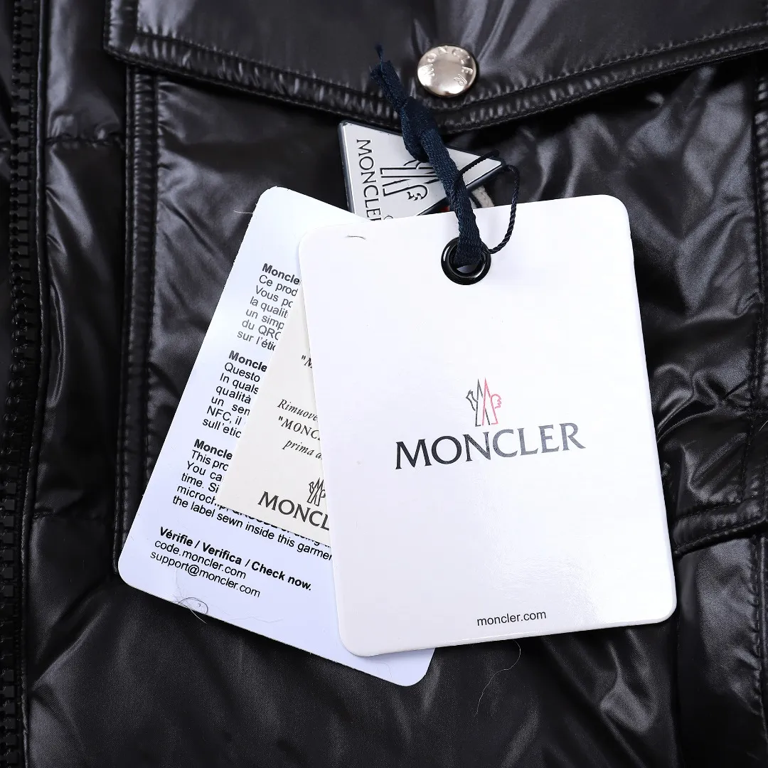 ~~F 311 𝗠𝗼𝗻𝗰𝗹𝗲𝗿 2024 New Arrival / 905 👀 👍 Quality ⚠️ 90% 👏🏻 ～ ❗️ ✔️ ～
